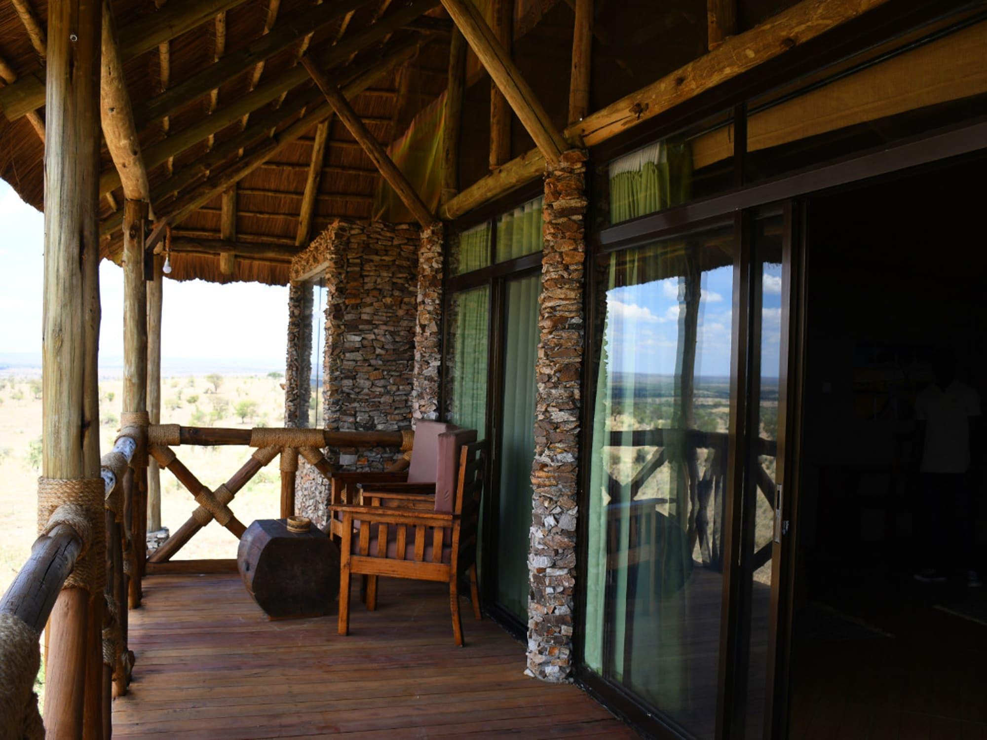 Serengeti Safari Lodge Exterior photo